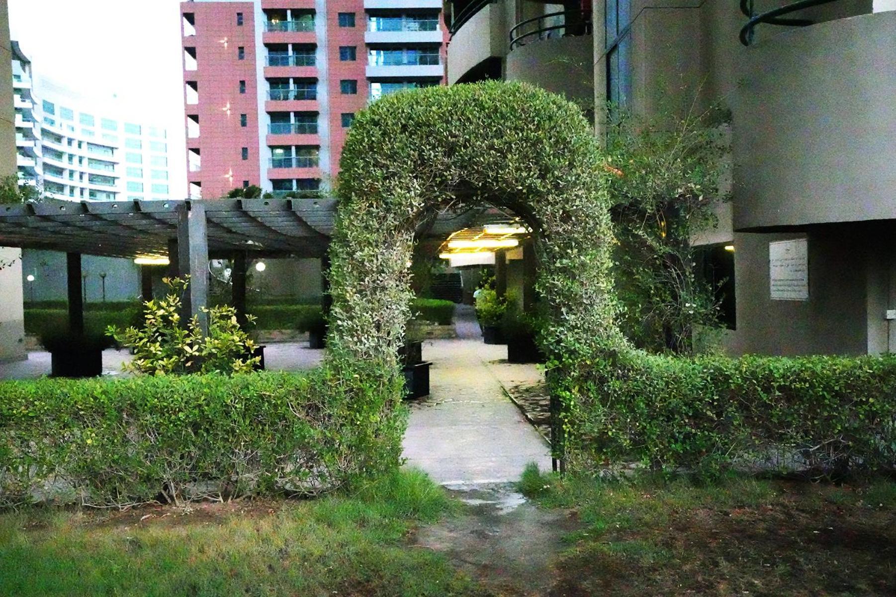 Vista Partition Room In Tecom Near Internet City Metro Dubai Exterior foto